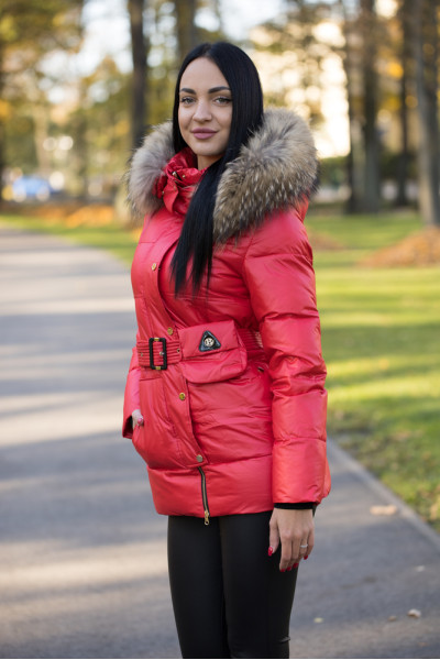 Woman jacket red with fur More